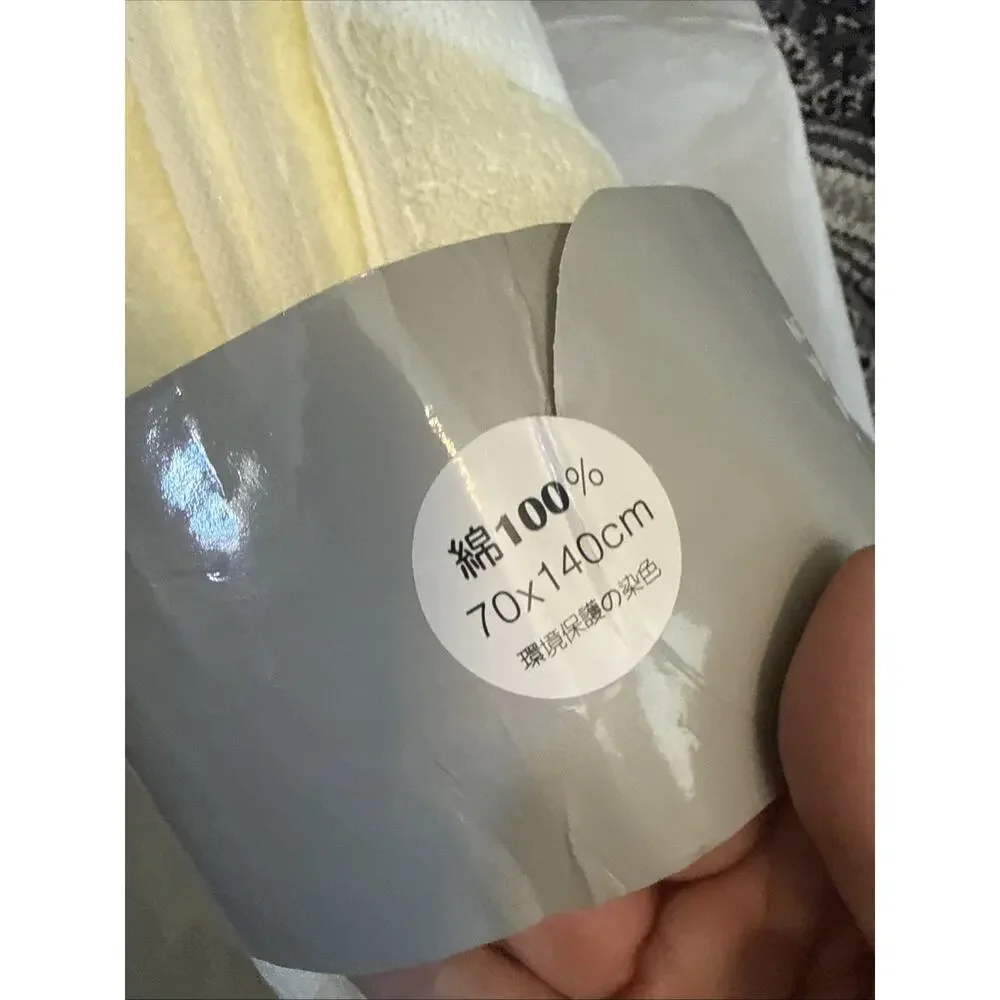 100% Cotton Bath Towel 27.5x55”